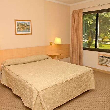 Corrientes Plaza Hotel Zewnętrze zdjęcie